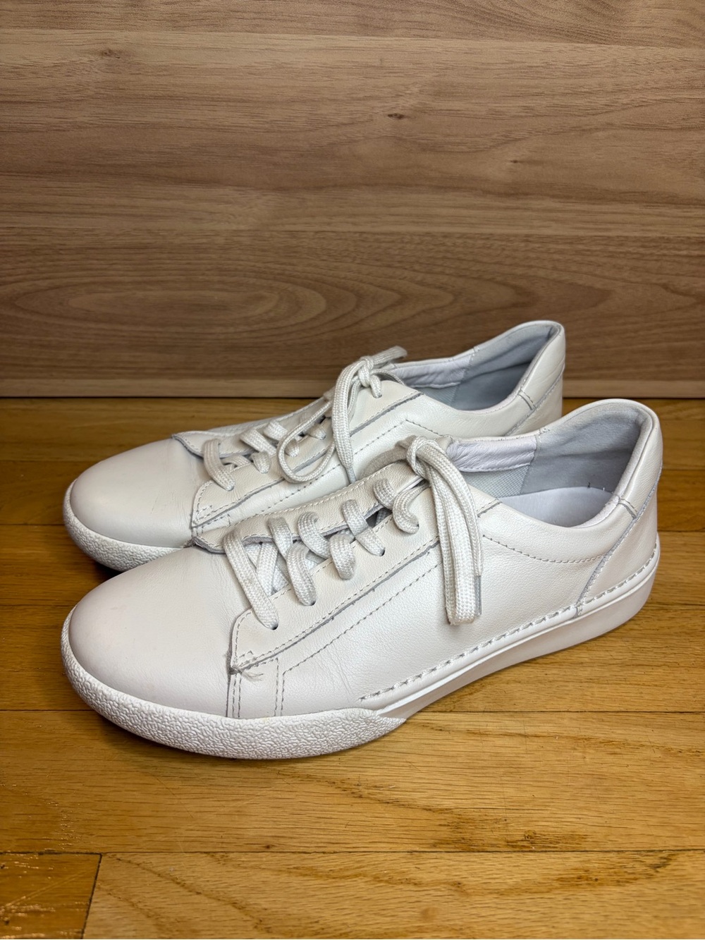 Josef Seibel Women's White Leather Low Top Sneakers - Size 8